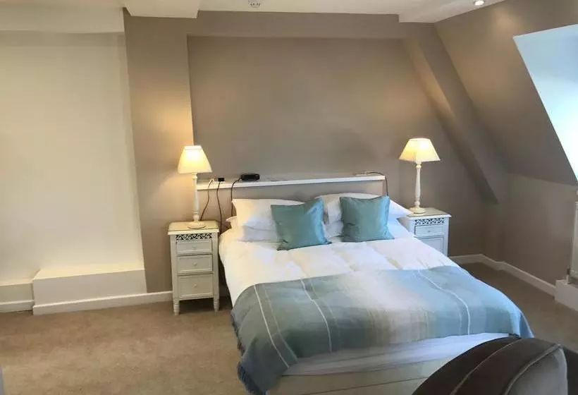 Cambridge House Bed & Breakfast