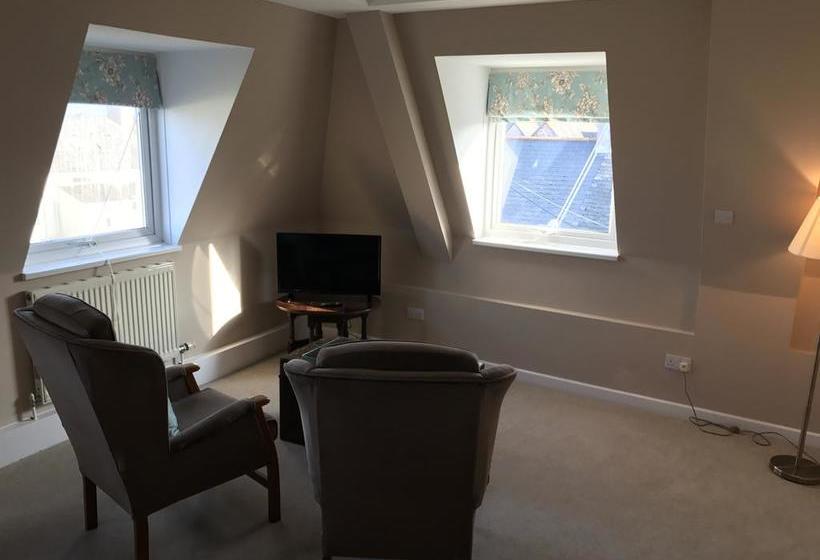 Cambridge House Bed & Breakfast