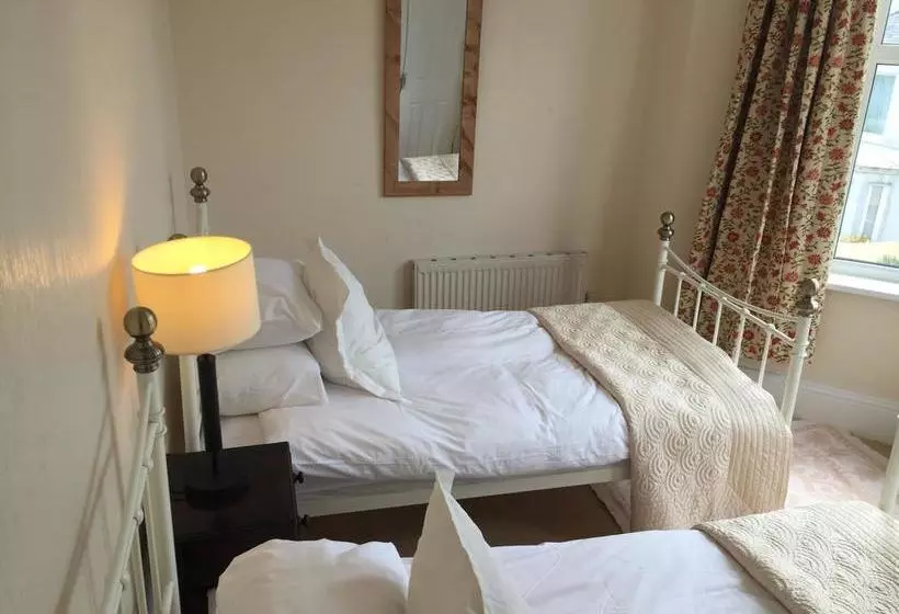 Cambridge House Bed & Breakfast
