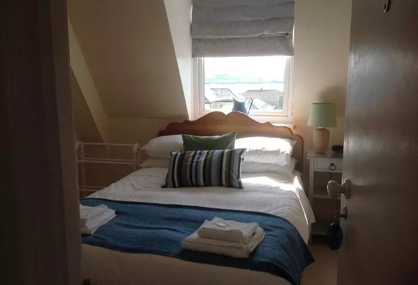 Cambridge House Bed & Breakfast