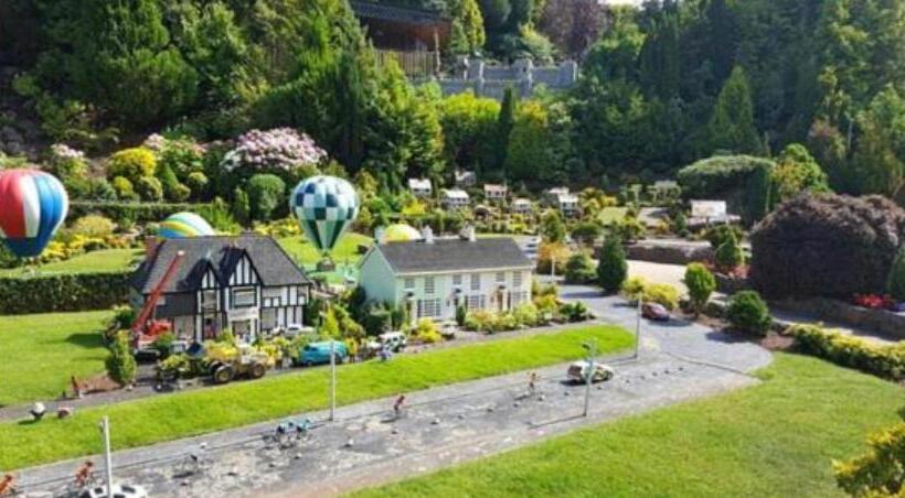 Bed and Breakfast Crowndale Torquay   Exclusively For Adults