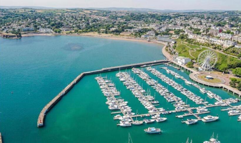 Bed and Breakfast Crowndale Torquay Exclusively For Adults