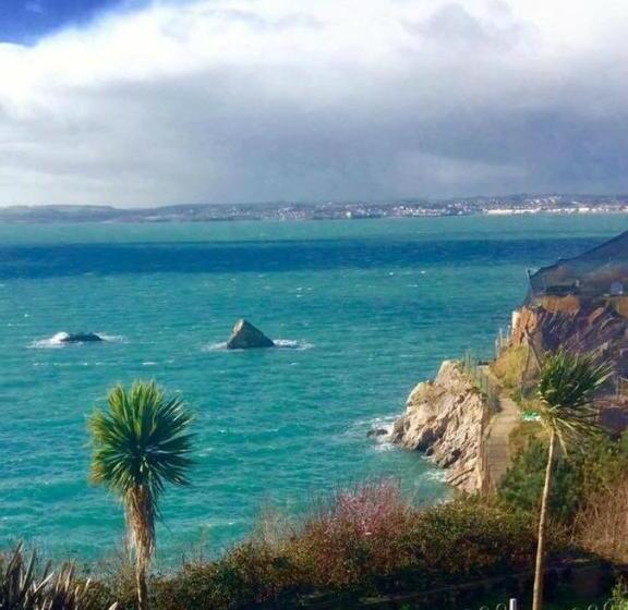 Bed and Breakfast Crowndale Torquay Exclusively For Adults