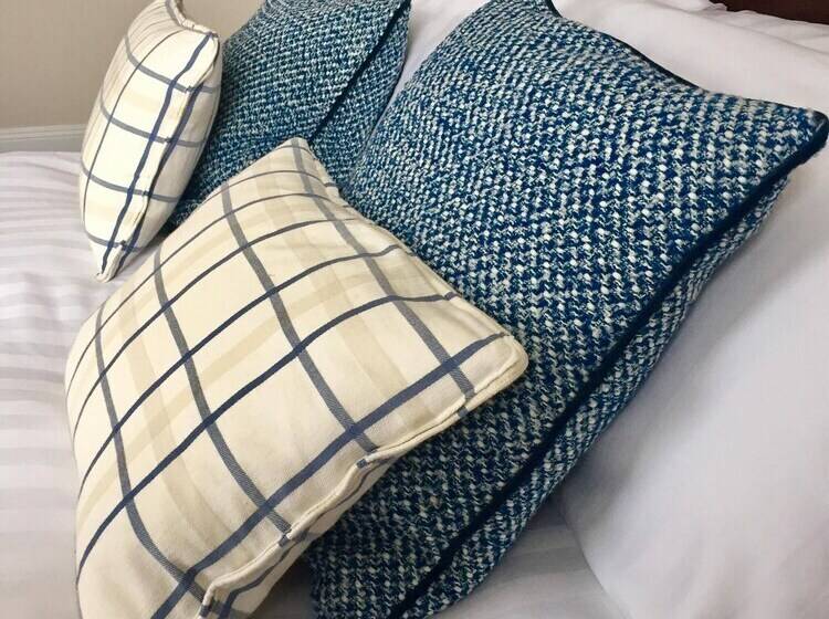 تختخواب و صبحانه Fernbank House