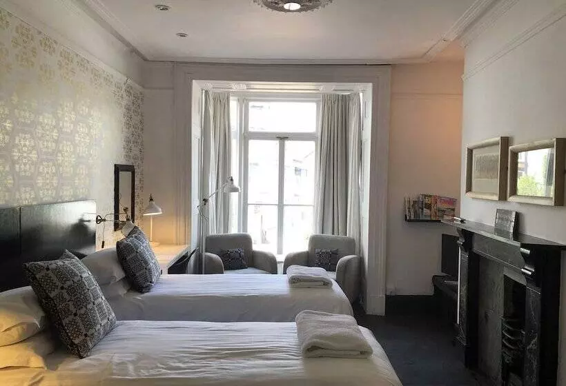 تختخواب و صبحانه Greenbank Lodge Llangollen