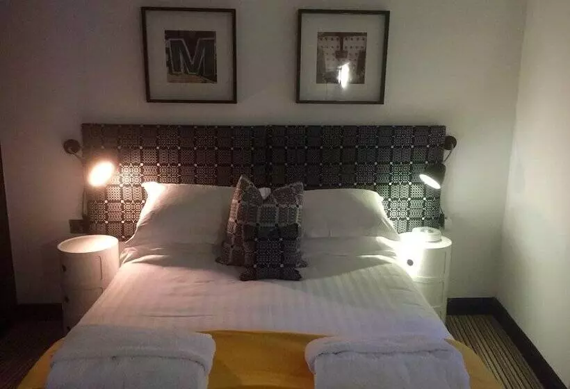 تختخواب و صبحانه Greenbank Lodge Llangollen