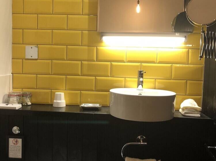 ベッドアンドブレックファースト Greenbank Lodge Llangollen