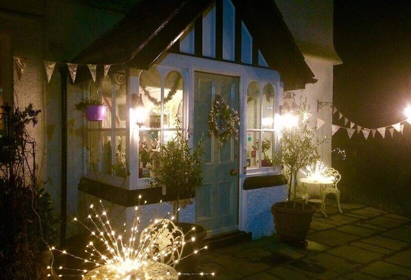 민박 Storrs Gate House