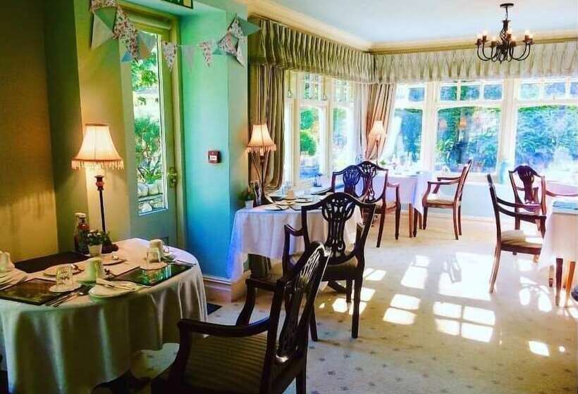 민박 Storrs Gate House