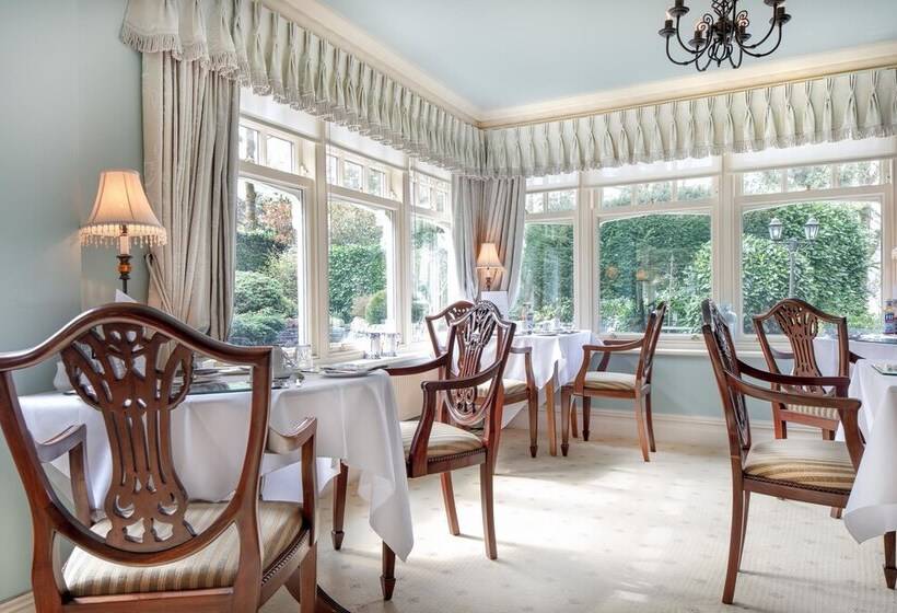 צימר Storrs Gate House