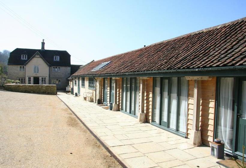 Bed and Breakfast T's At Lower Rudloe Farm