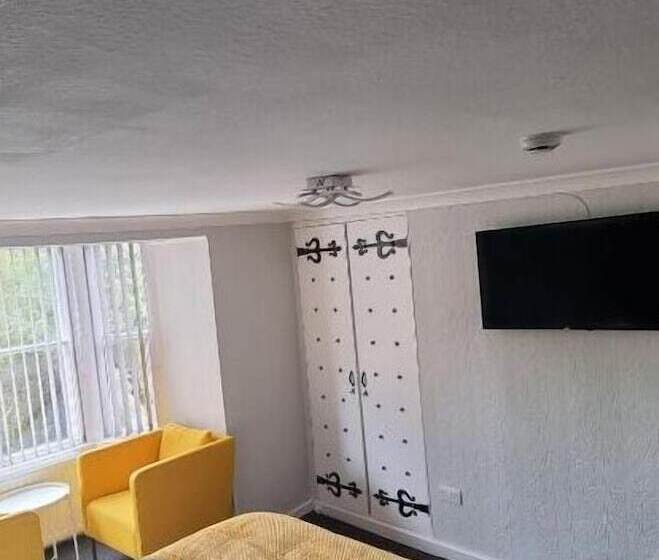 ベッドアンドブレックファースト The Angel Inn