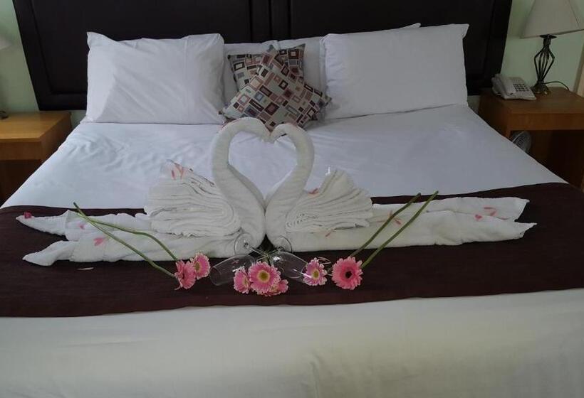 فندق Castle Limes