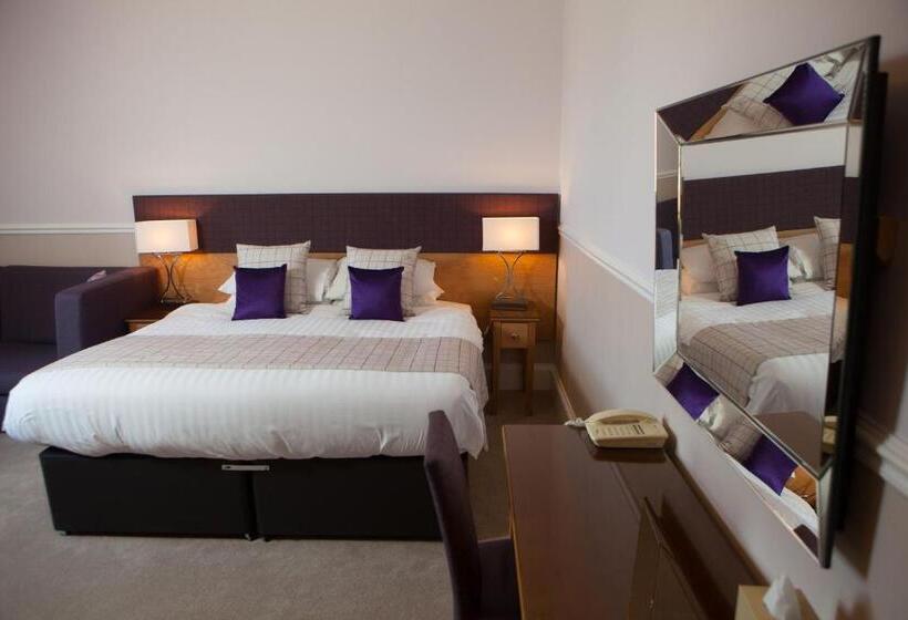 فندق Cressfield Country House