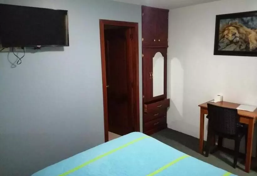 هتل Hostal Pucará