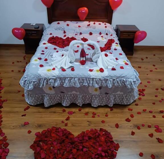 هتل Hostal Pucará