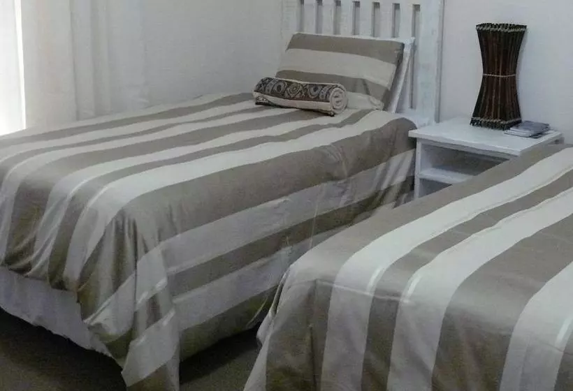 ホテル Maidenhead Country Lodge