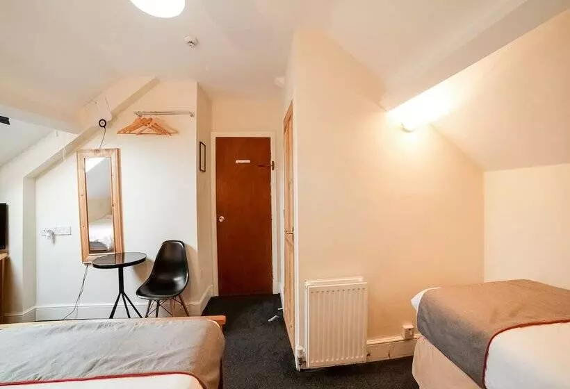 هتل Station Road Inn