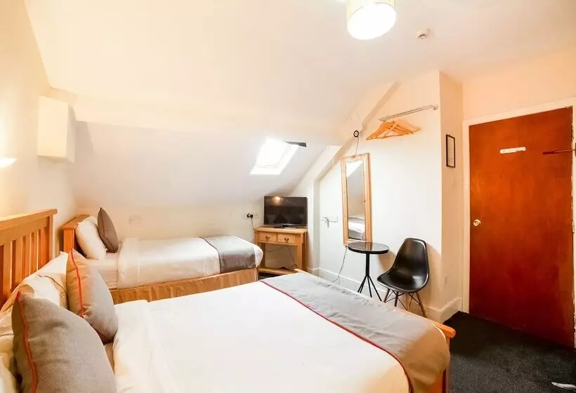 هتل Station Road Inn