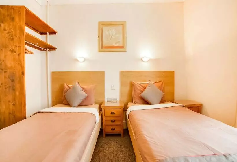 هتل Station Road Inn