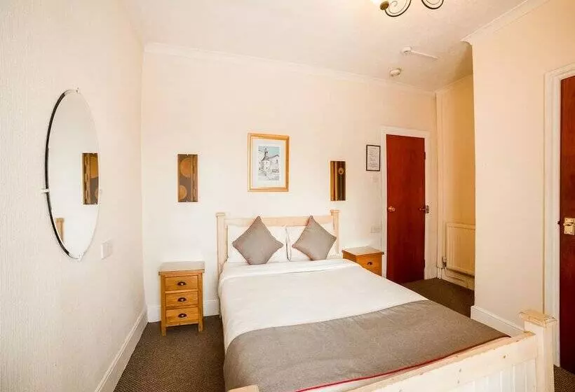 هتل Station Road Inn