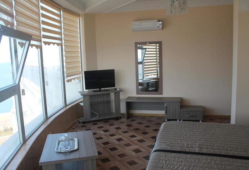 Sky G Sea View Apartment