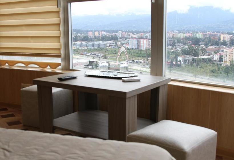 Sky G Sea View Apartment