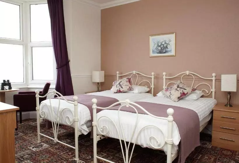 Hotelli The Clifton