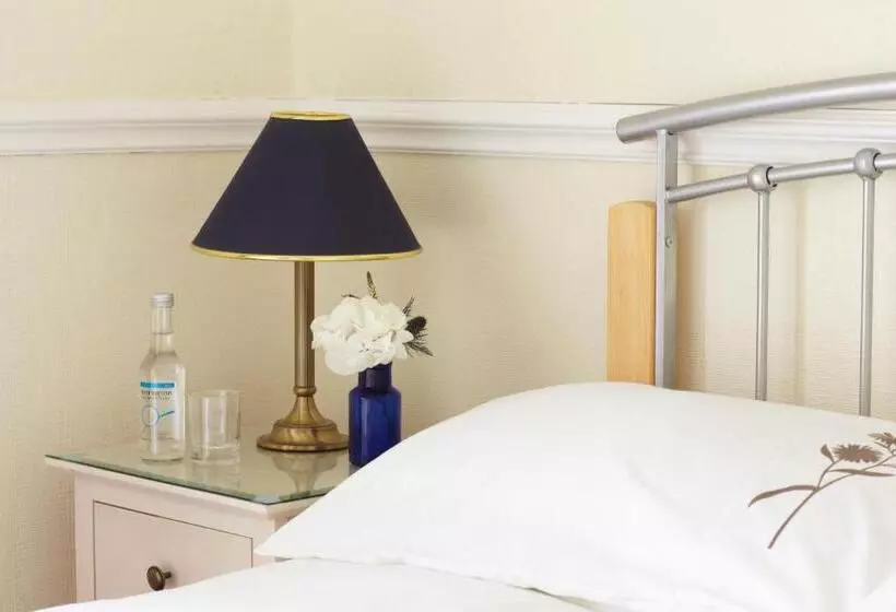 Hotelli The Clifton