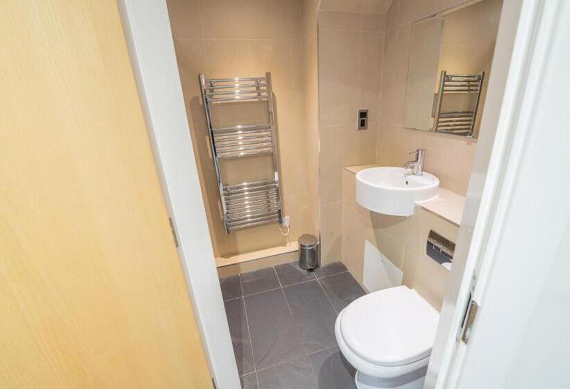 The Waterside Hotel And Leisure Club