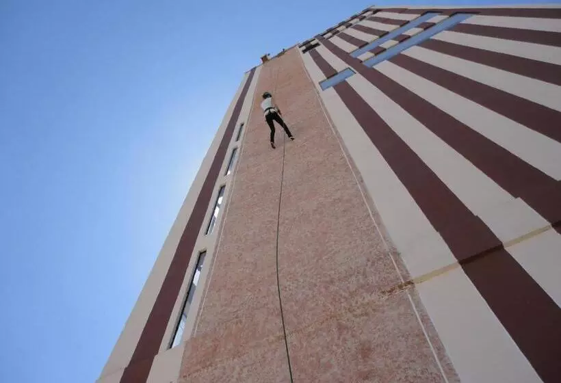 Hotel Zeus
