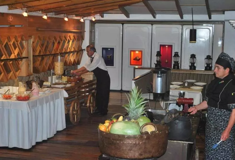 Hotel Zeus