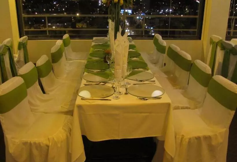 Hotel Zeus