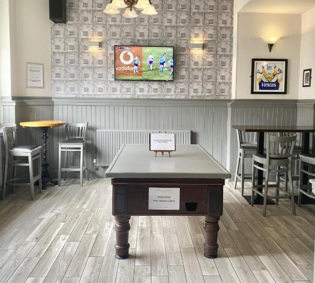 Jeffersons Hotel & Serviced Apartments