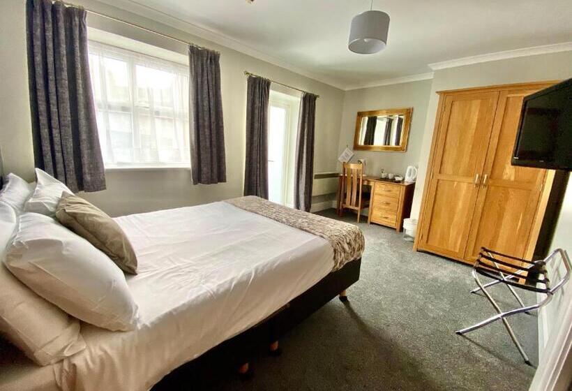 Jeffersons Hotel & Serviced Apartments