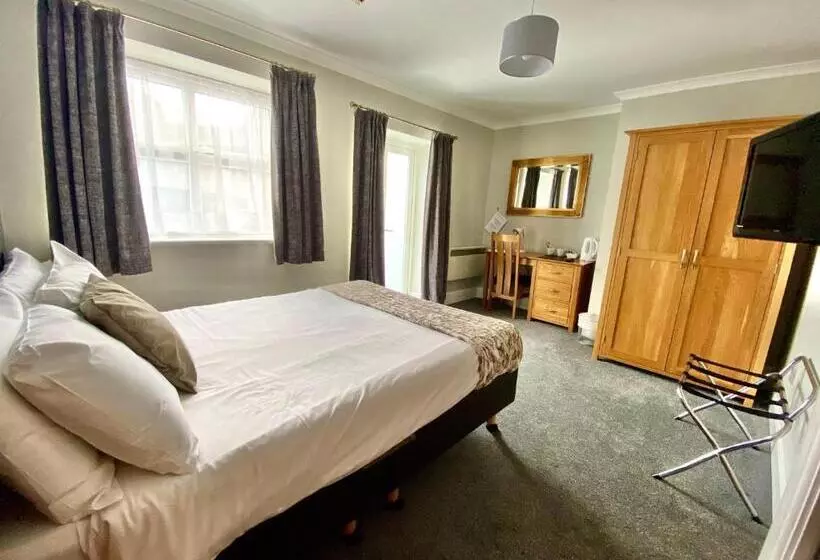 Jeffersons Hotel & Serviced Apartments