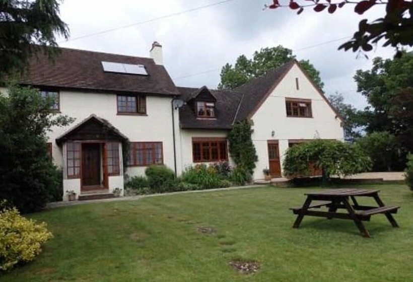 Larkrise Cottage Bed And Breakfast