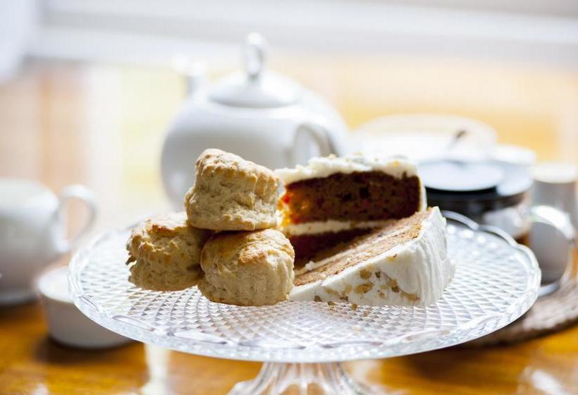 Molland Manor House Bed & Breakfast