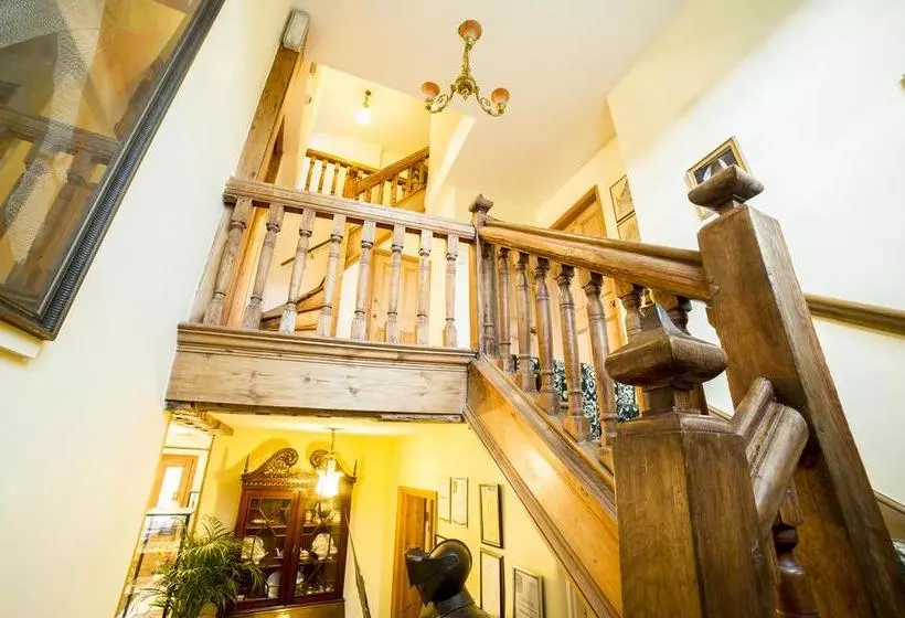 Molland Manor House Bed & Breakfast
