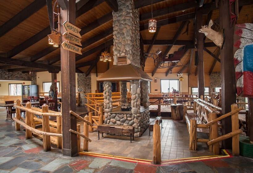 אתר נופש Pine Ridge Dude Ranch