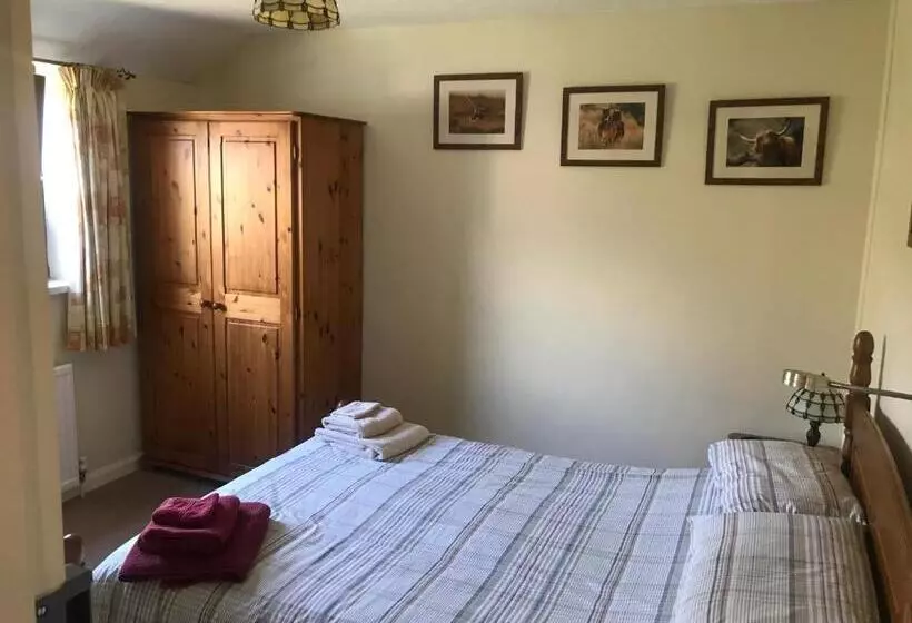 Stoke House Bed And Breakfast
