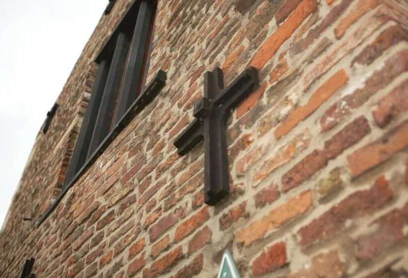Yha Beverley Friary   Hostel