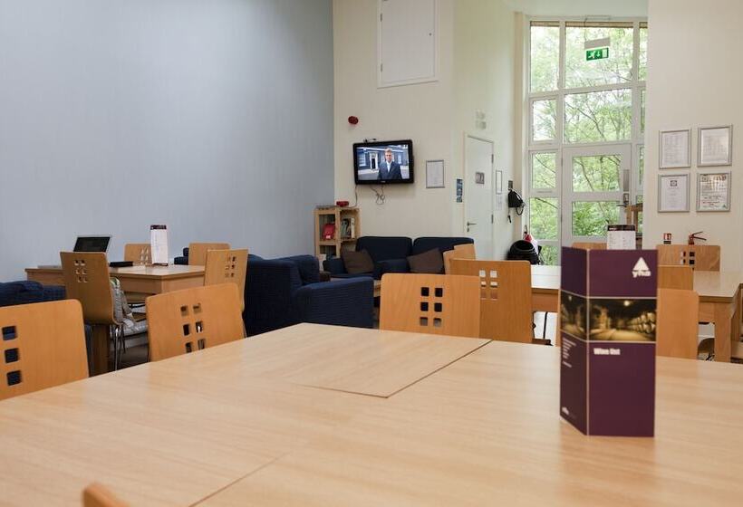 Yha Eastbourne Hostel