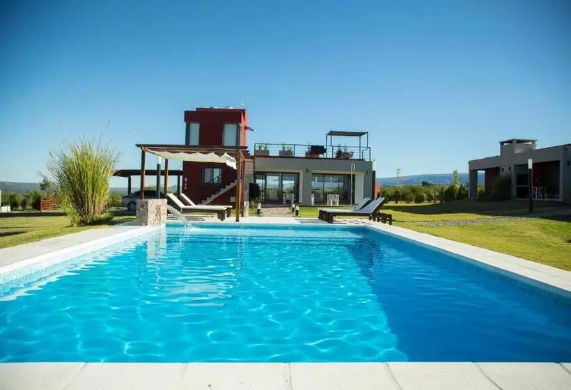 Hotelli Colinas De Nono