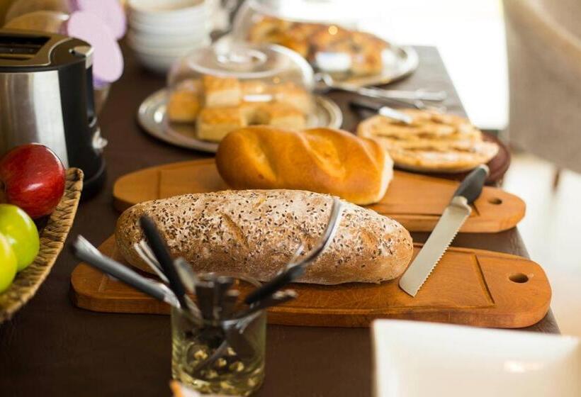 Hotel Colinas De Nono