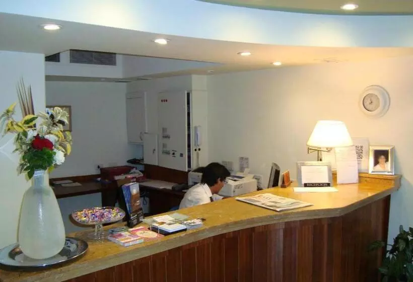 ホテル Costa Limay
