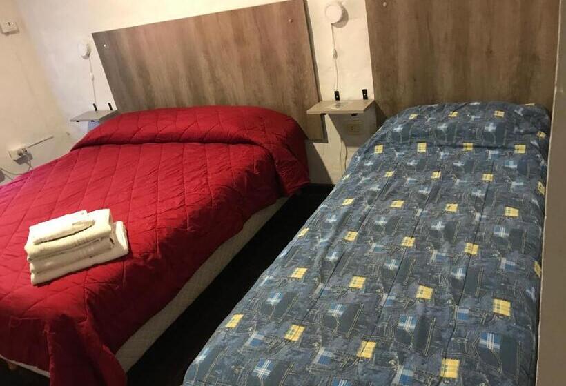 Hotel Cristobal De Colón