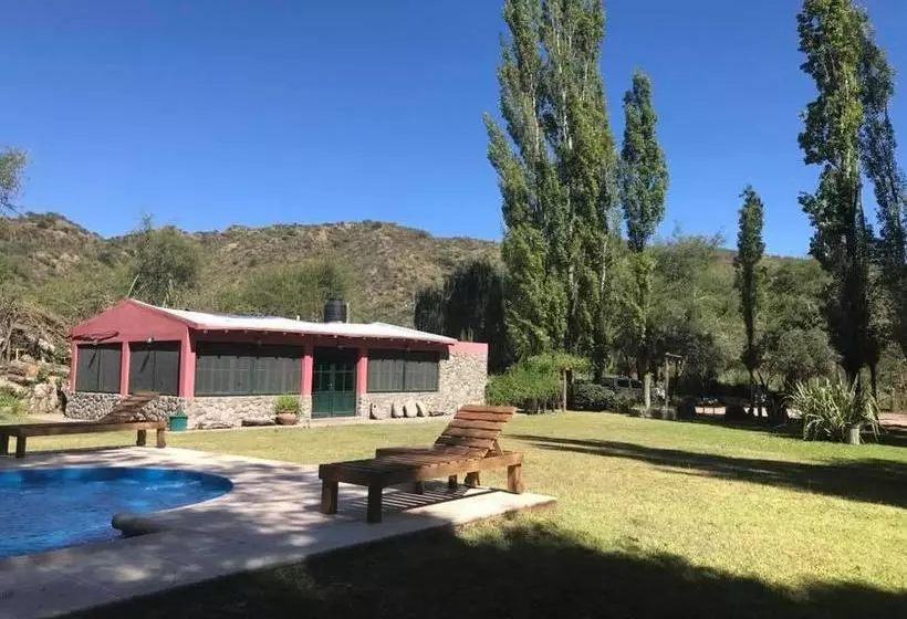 هتل Finca La Media Luna
