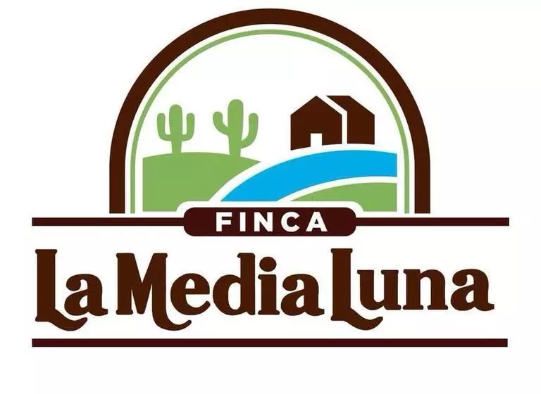 هتل Finca La Media Luna