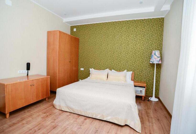 هتل Grushevy Hospitality Boutique